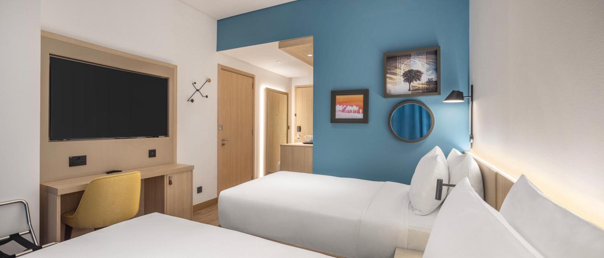 ホテル Hampton By Hilton Kuwait Salmiya クウェート エクステリア 写真